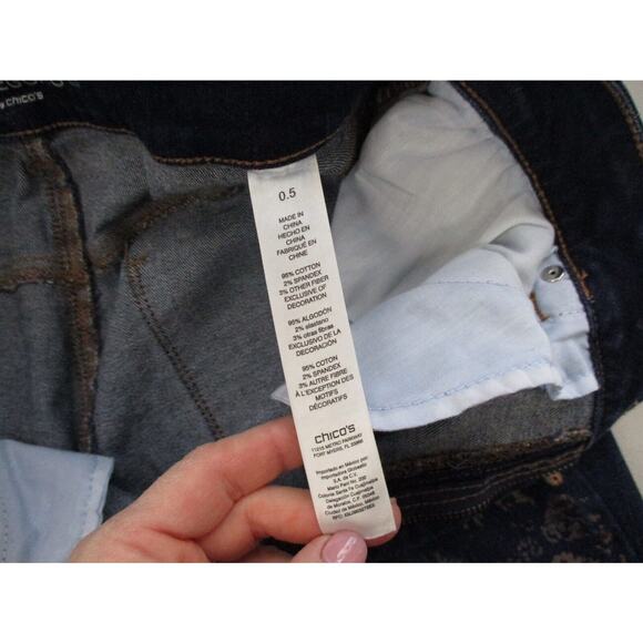 Chicos The Platinum Jegging Jeans Size 0.5 Small 6 Gold Coated Dark Wash 32x27 - Picture 12 of 14